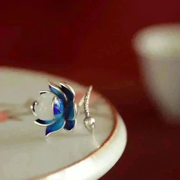 Natural Jade Glaze Lotus Classical Beauty Ring - Picture 5 of 8